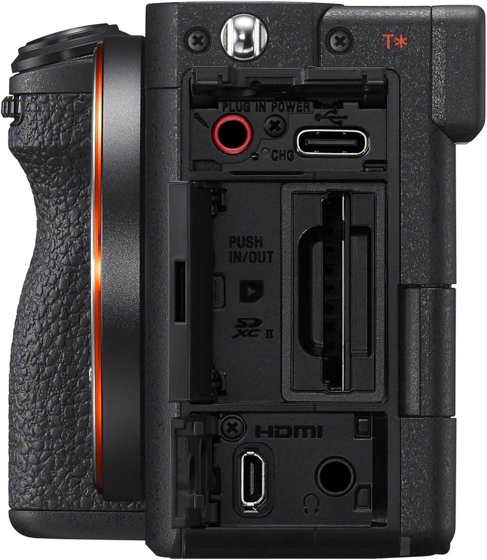 Sony ILCE-7CR | α 61.0 MP compact Full-Frame Camera  - Black with Sony FE 20-70mm SEL2070G F4 G lens (DISPLAY UNITS) - Modern Electronics