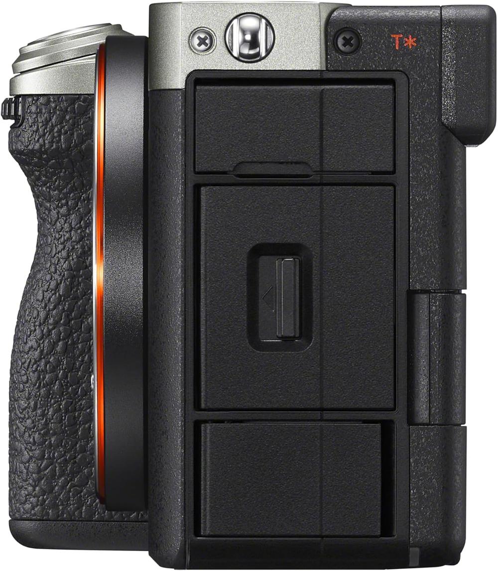 Sony ILCE-7CR | α 61.0 MP compact Full-Frame Camera  - Silver with Sony FE 20-70mm SEL2070G F4 G (DISPLAY UNITS) - Modern Electronics