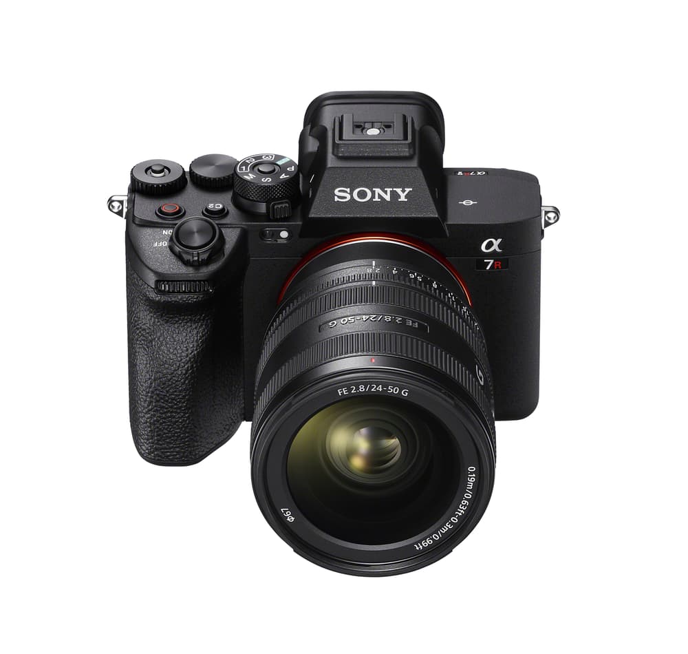 FE 24-50mm F2.8 G | Sony | α Lens  |Giveaway with tough mammory card (ST-G128T) |Pre order available on 20th May 2024 - Modern Electronics