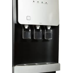 https://m2.me-retail.com/pub/media/catalog/product/a/a/aaaaa_1_.jpg thumb