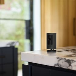 https://m2.me-retail.com/pub/media/catalog/product/l/i/lifestyle_cam_cocoa_11811-charnock_875_select_black.jpg thumb