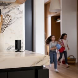 https://m2.me-retail.com/pub/media/catalog/product/l/i/lifestyle_cam_indoor_11811-charnock_ms_1126_-_black.jpg thumb